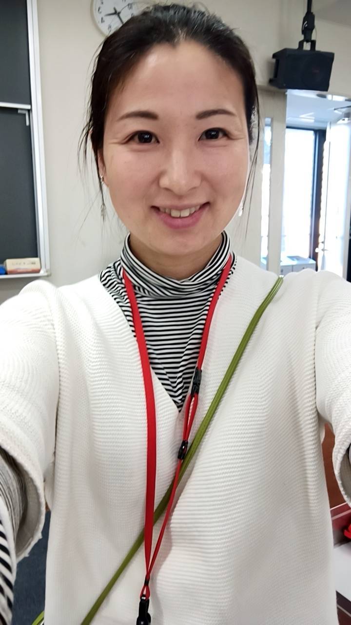 夏菜先生